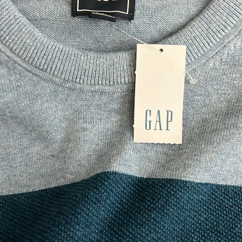 New With Tags Men’s Gap Sweater - Picture 4 of 5